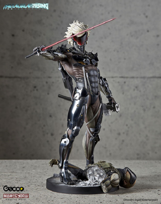 Illustration for article titled Light-Up Metal Gear Rising Revengence Raiden Statue